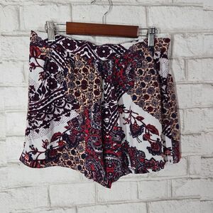 Eyeshadow Women's Patterned Shorts - Red, Black, White